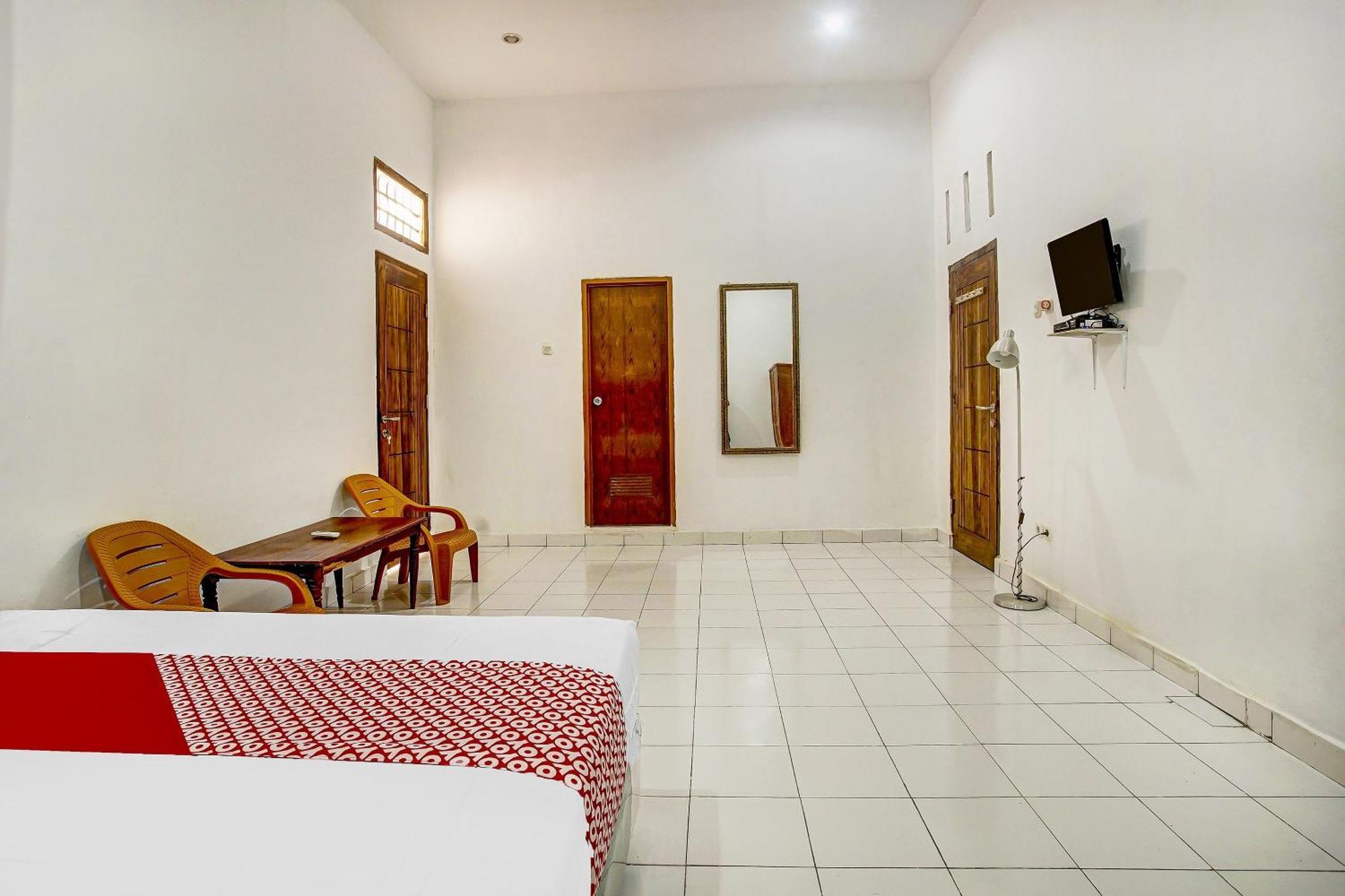 Super Oyo 91055 Homestay Syariah Bandar Lampung Dış mekan fotoğraf