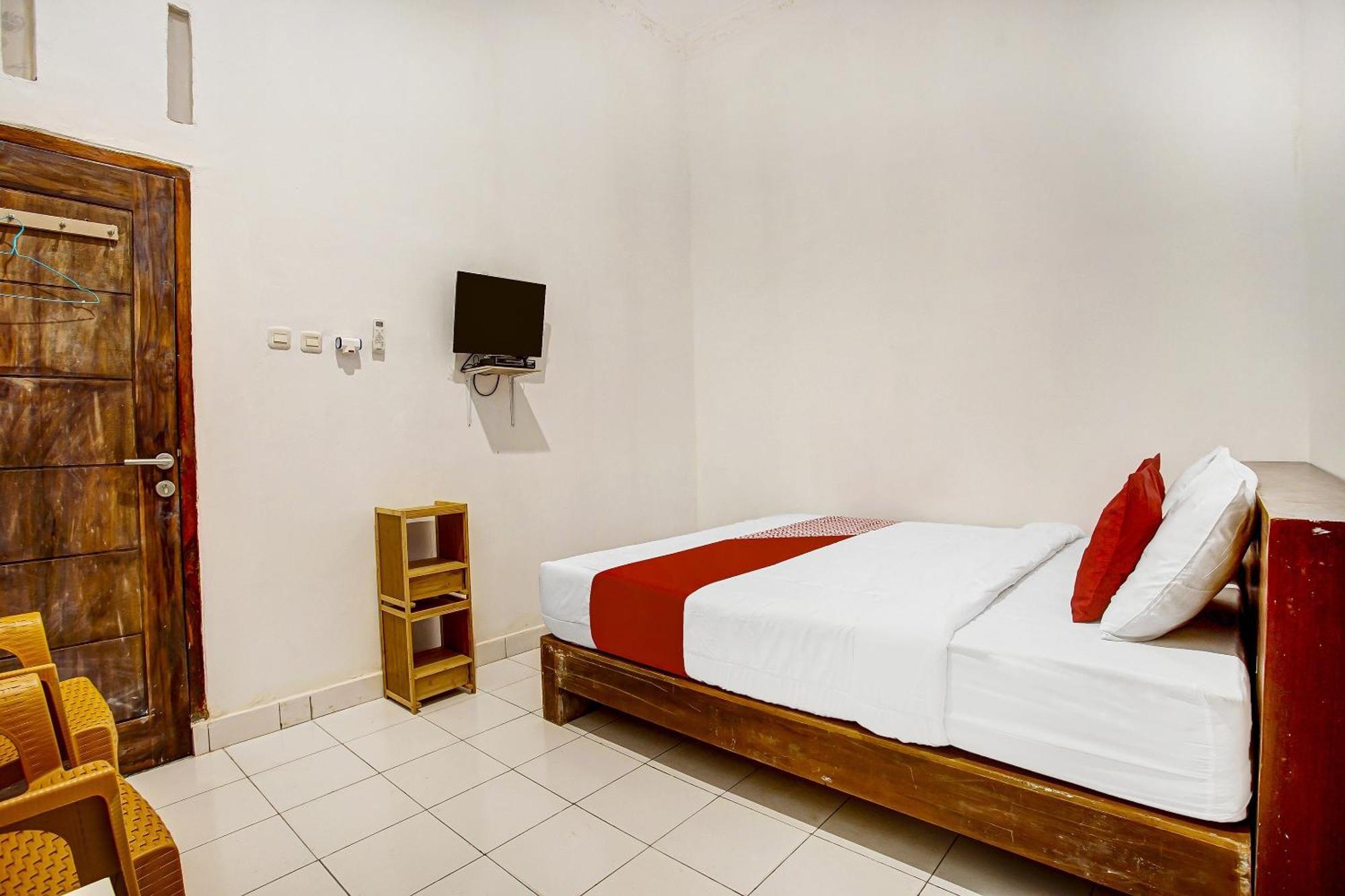 Super Oyo 91055 Homestay Syariah Bandar Lampung Dış mekan fotoğraf