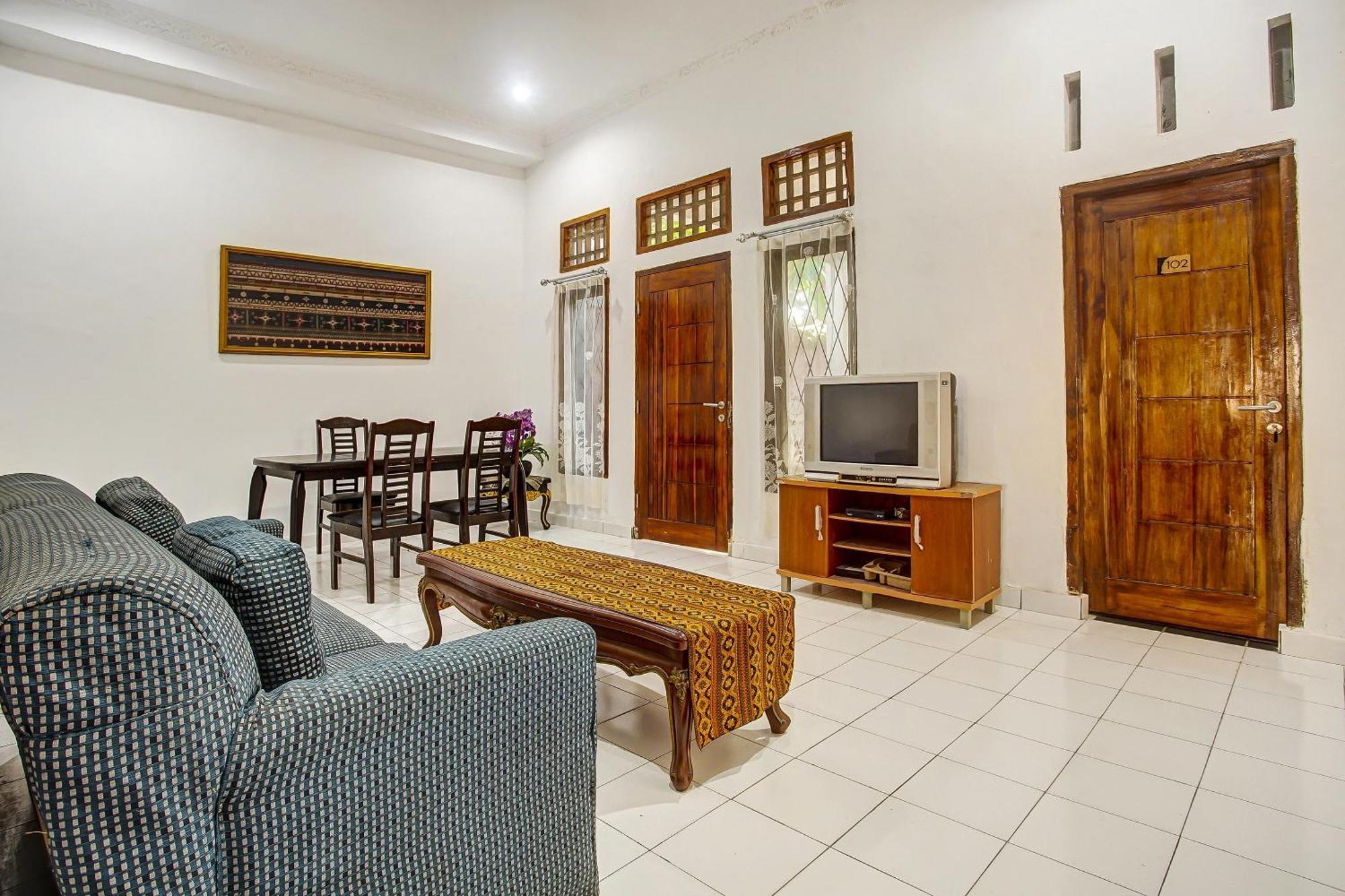Super Oyo 91055 Homestay Syariah Bandar Lampung Dış mekan fotoğraf